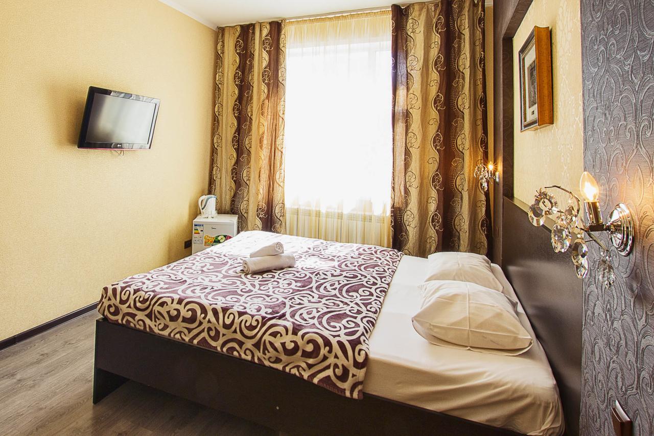 Mini Hotel Bereket Dip Астана Экстерьер фото